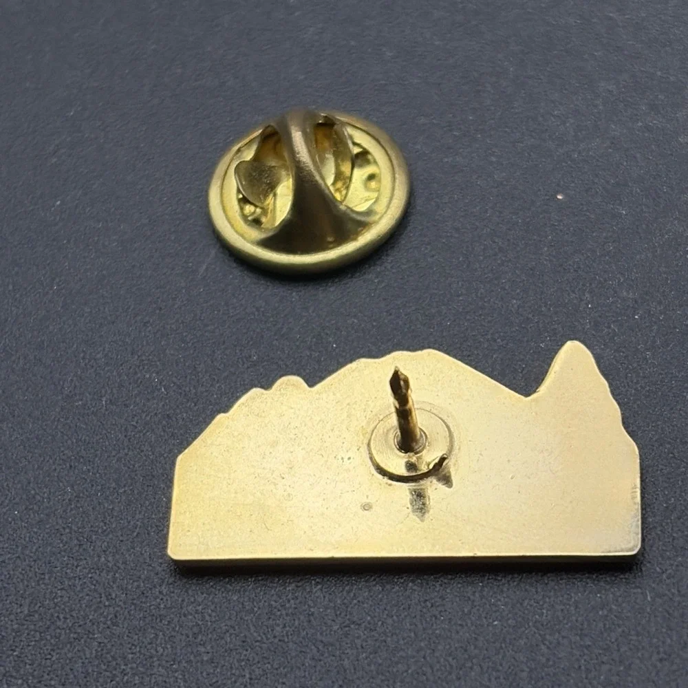 Washington State Landscape Mountains Trees Forest‎ Lapel Hat Pin
